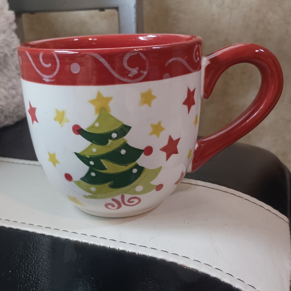 Gibson White & Red Christmas Ceramic Mug Large